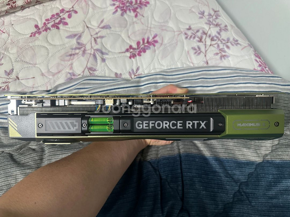 MANLI RTX 4080 SUPER Gallardo--3