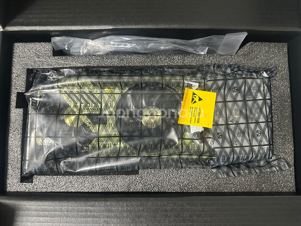MANLI RTX 4080 SUPER Gallardo--6