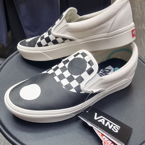 VANS 반스 255사이즈 (새상품!!)