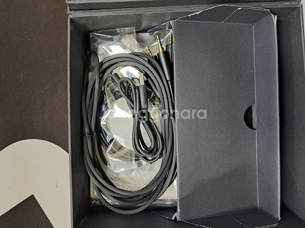 소니 MDR-Z7 헤드폰, 사운드 블라스터X G6--3