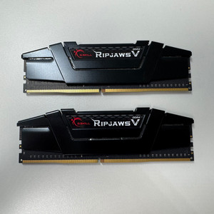 지스킬 Ripjaws 16gb(8gbx2)3200 14