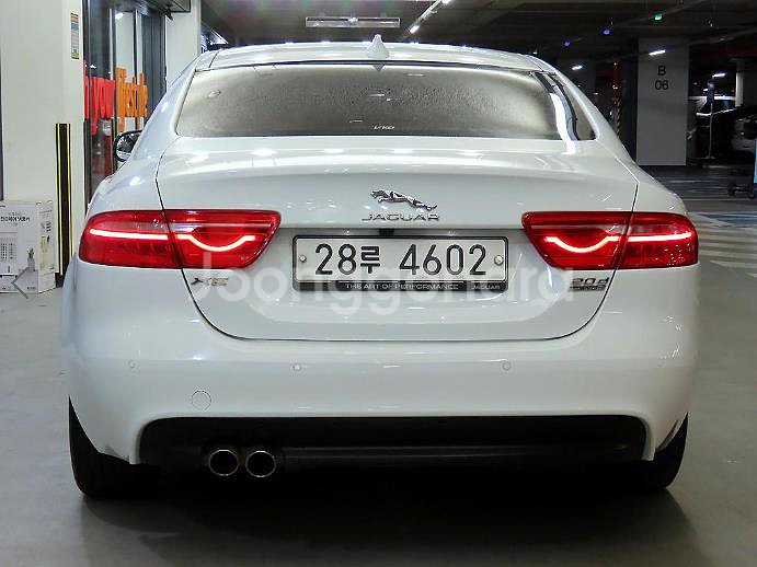 @17년식 XE 2.0 20d AWD 프레스티지 전국--4