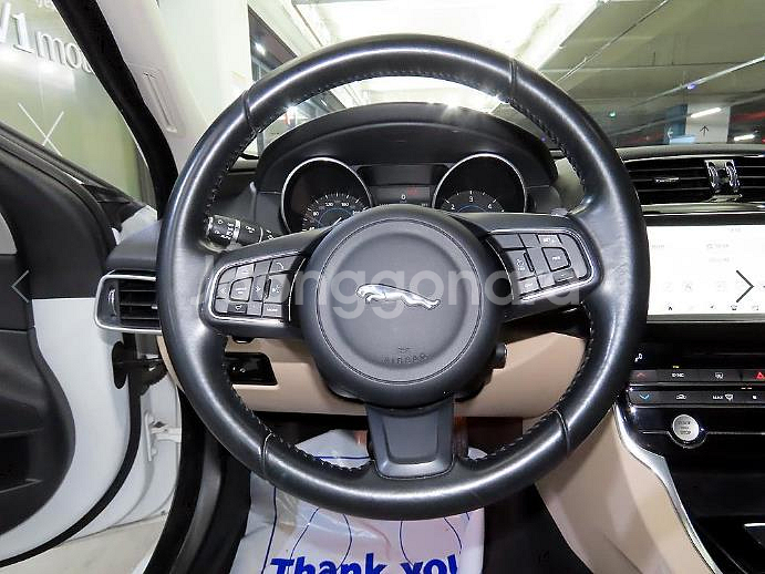 @17년식 XE 2.0 20d AWD 프레스티지 전국--7
