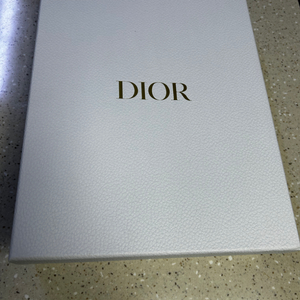 디올 DIOR 포장 박스 판매합니다.