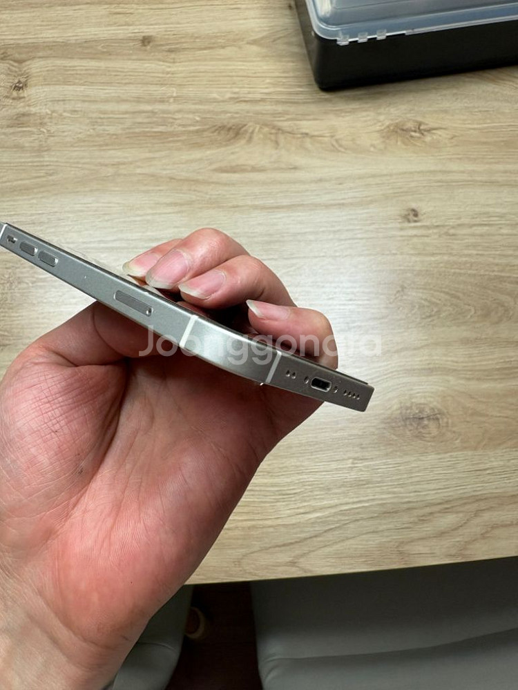 아이폰12 미니 128 화이트 팝니다--2