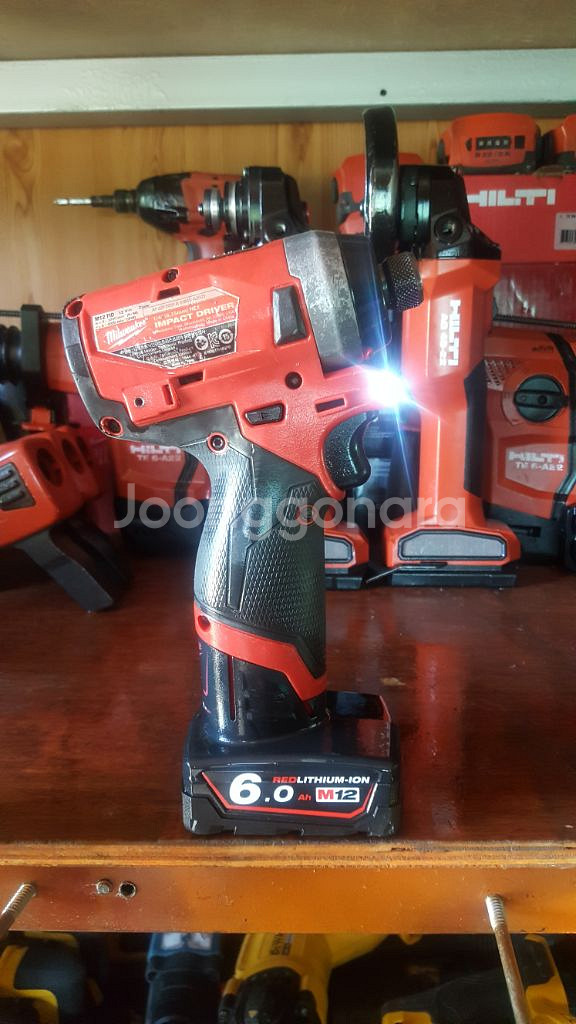밀워키M12 FID FUEL GEN2서지 6.0배터리--2