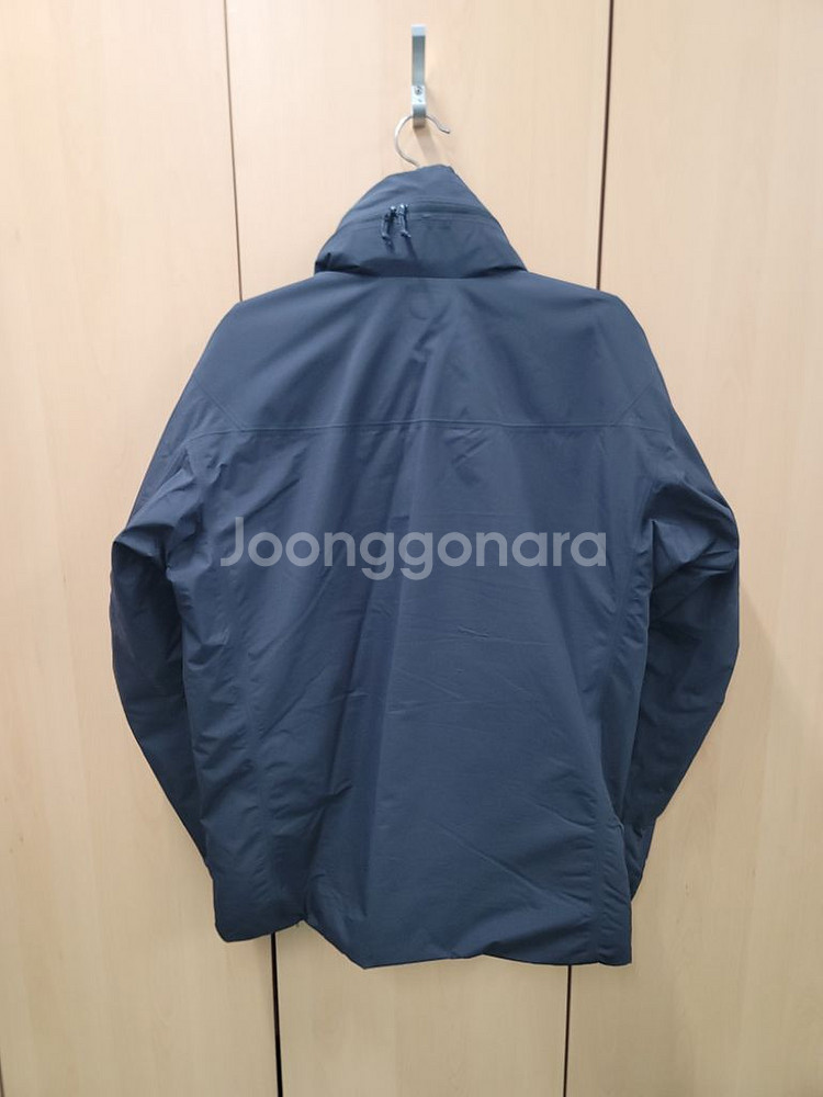 M] 아크테릭스 피션 AR 블랙--1