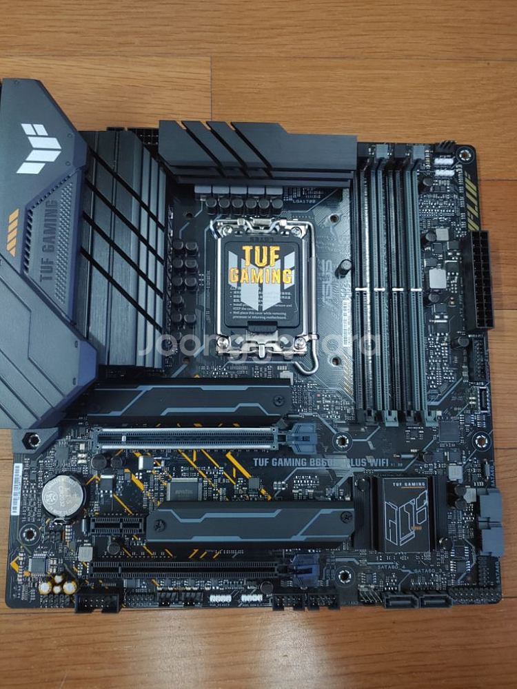 ASUS TUF Gaming B660M-PLUS WIF--1