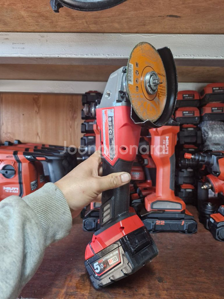 밀워키그라인더M18FSAG100X.5인치.최상급.9번--3