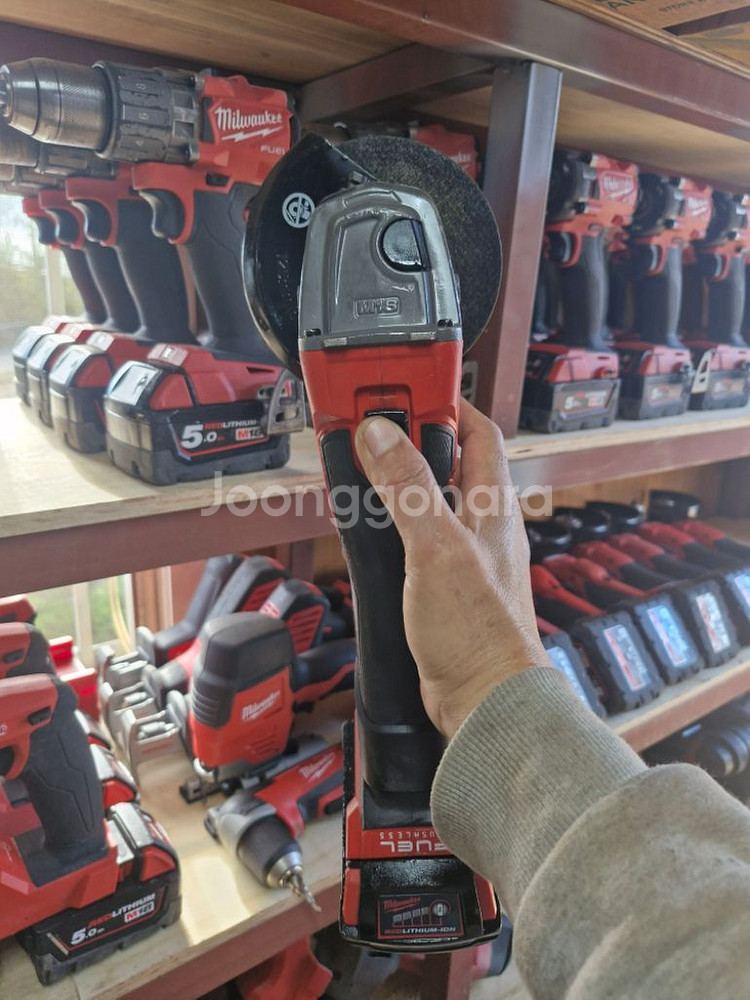 밀워키그라인더M18FSAG100X.5인치.최상급.9번--8