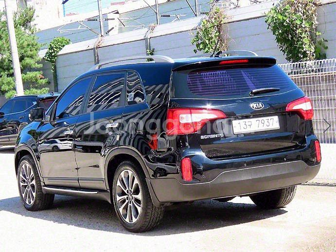 @13년식 뉴쏘렌토 R R2.0 2WD TLX 스페셜--2