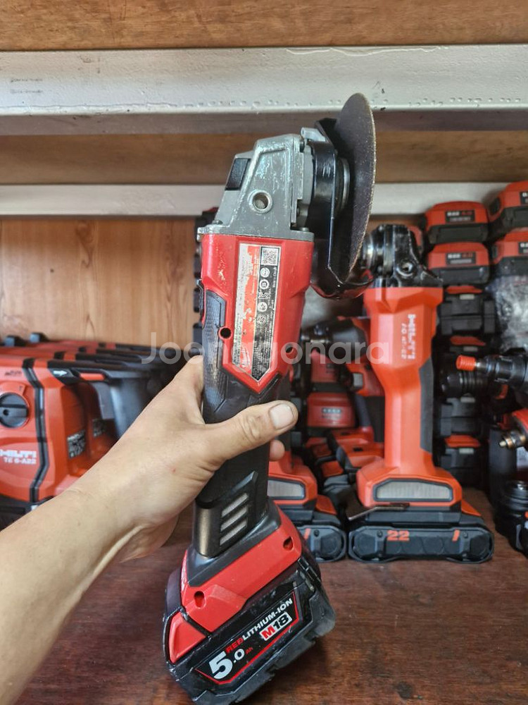 밀워키그라인더M18FSAG125X.5인치.최상급12번--4