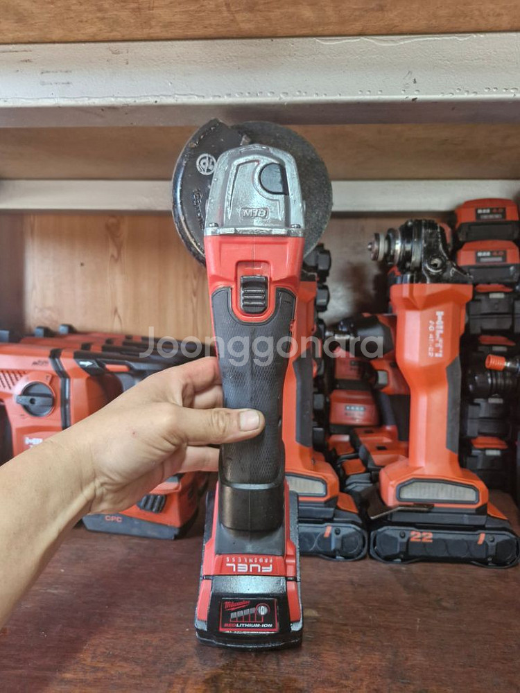 밀워키그라인더M18FSAG125X.5인치.최상급13번--5