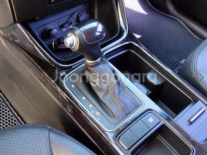 @13년식 뉴쏘렌토 R R2.0 2WD TLX 스페셜--9