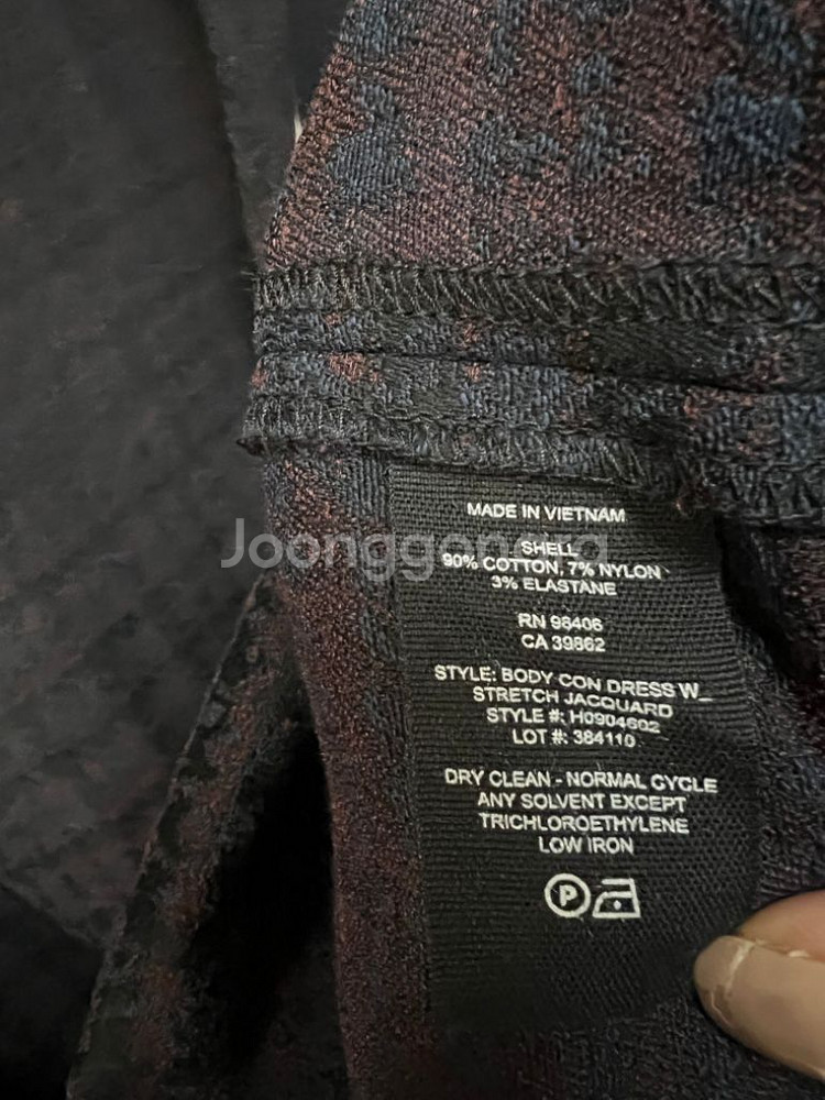 띠어리 입술넥 자카드 원피스 바디콘 하운드체크정장하객룩--9
