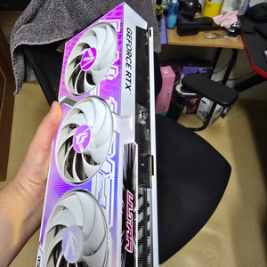 컬러풀 울트라 RTX4080 팝니다