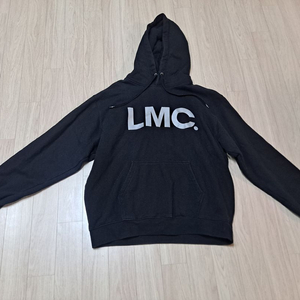 lmc 후드티