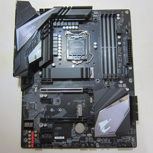 GIGABYTE Z390 AORUS ELITE