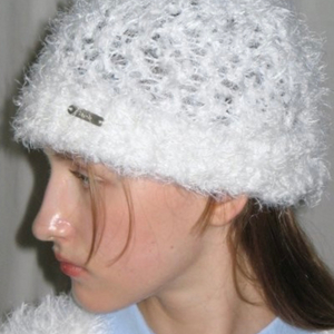 Sinoon Hairy Net Beanie 구합니다