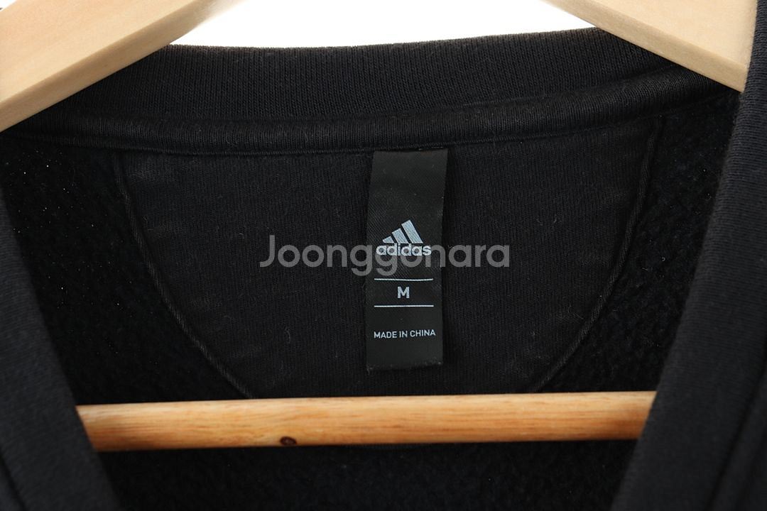 (M) 아디다스 맨투맨 티셔츠 블랙 기모 올드스쿨--4