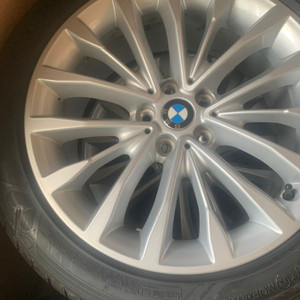 bmw g30 530i럭셔리 순정 휠타이어