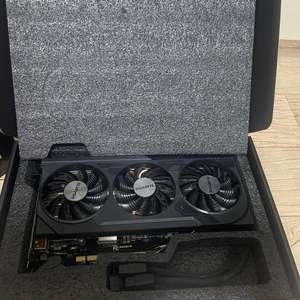 4070ti 기가바이트 팝니다(풀박)