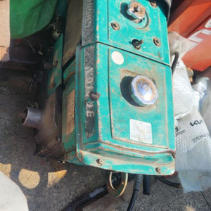 대동 신형 경운기 엔진 수리용으로 팝니다