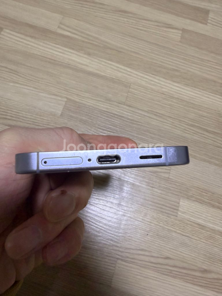 갤럭시s24 자급제 256gb 블루색상 팔아요--5