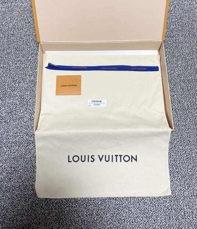 루이비통 포쉐트 모노그램 쉐도우 디스커버리 클러치--7