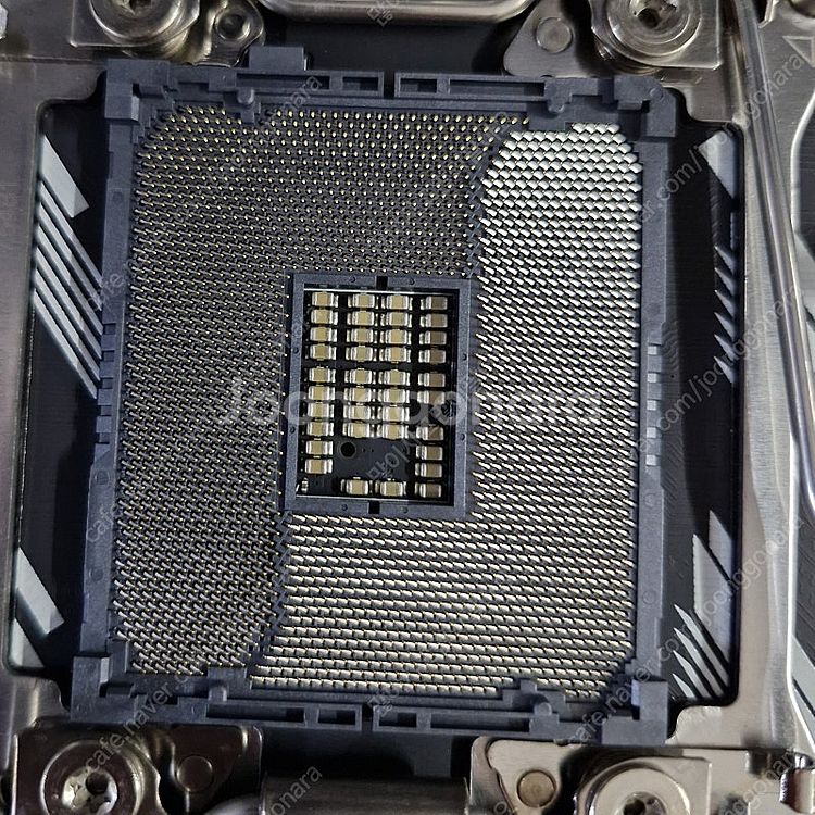 ASUS PRIME X299-A + i7-7820X +...--3
