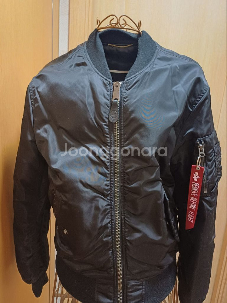 LARNE 라르니 항공점퍼 5 size--1