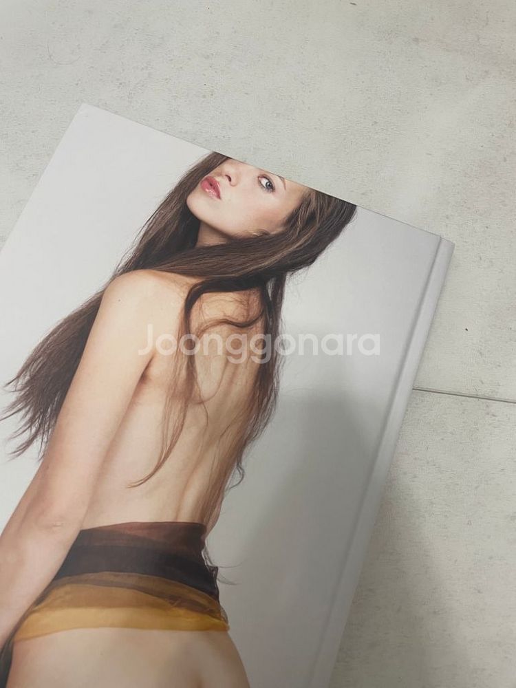 성인도서(양장) Hot Butts and ~--1