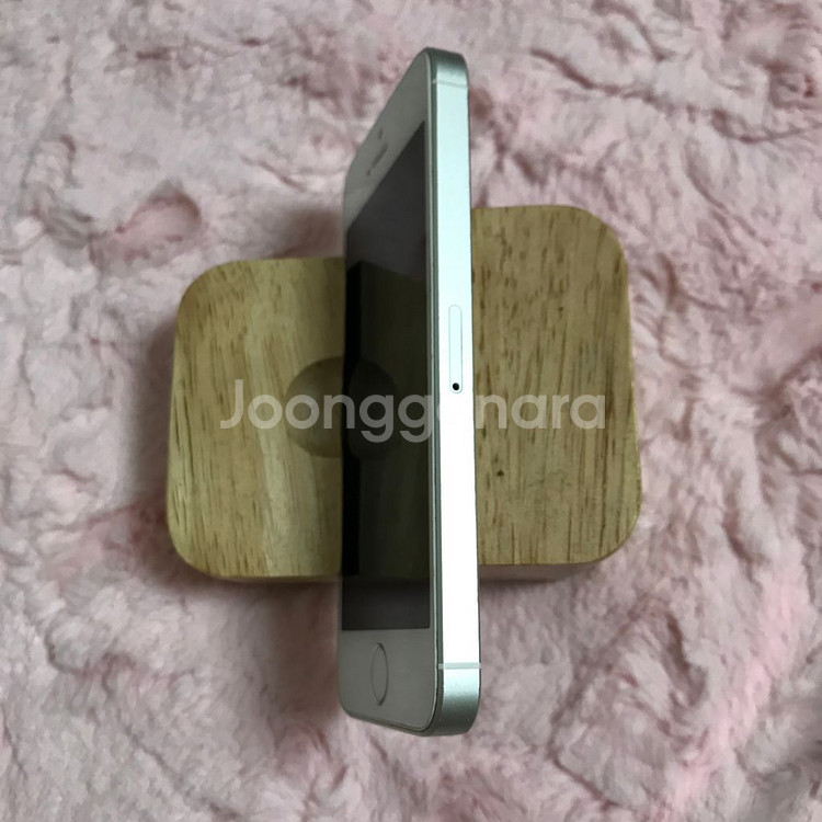 아이폰 iphone se1 실버 64기가--4