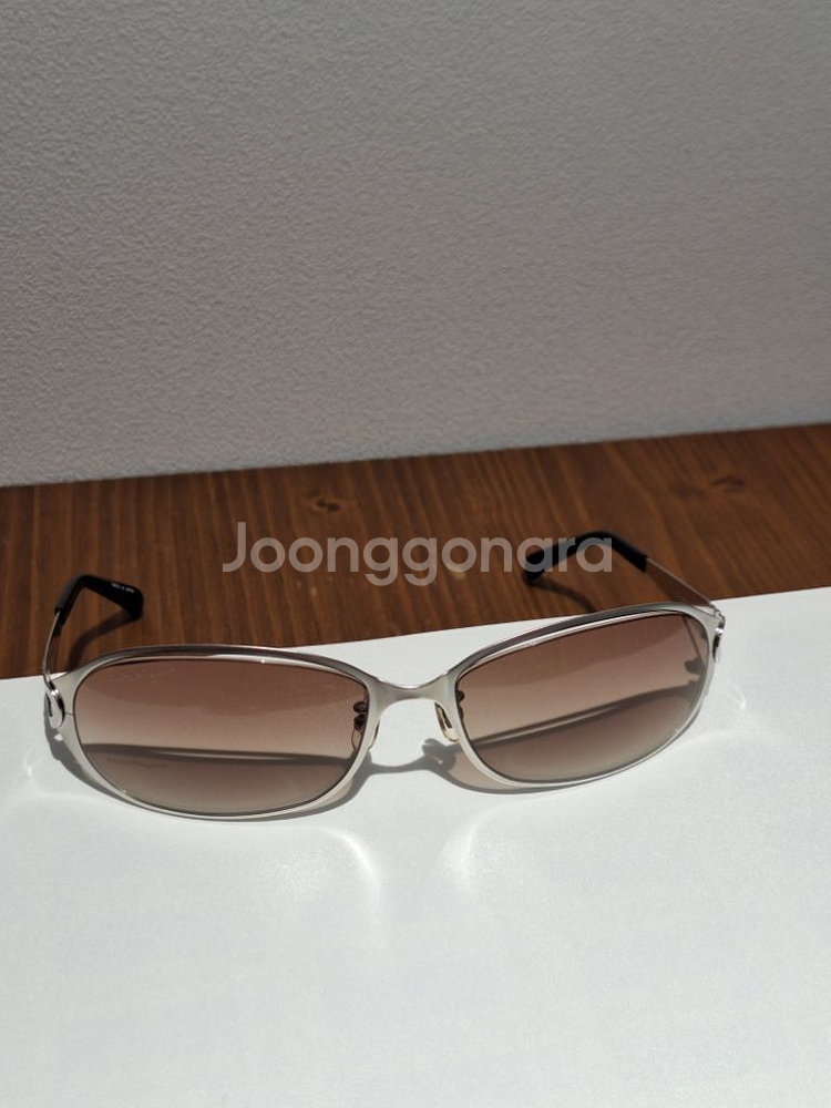 살바토레 페라가모 (남성)선글라스 팝니다--3