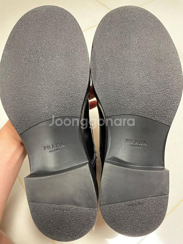 프라다 남녀공용 브러시드 레더 레이스업 부츠 지퍼부츠--6