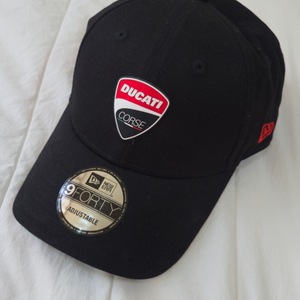 뉴에라 New Era Ducati 콜라보레이션 새상품