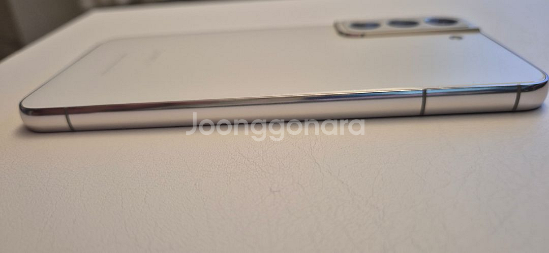 갤럭시 s22 256g(화이트) 팝니다.--4