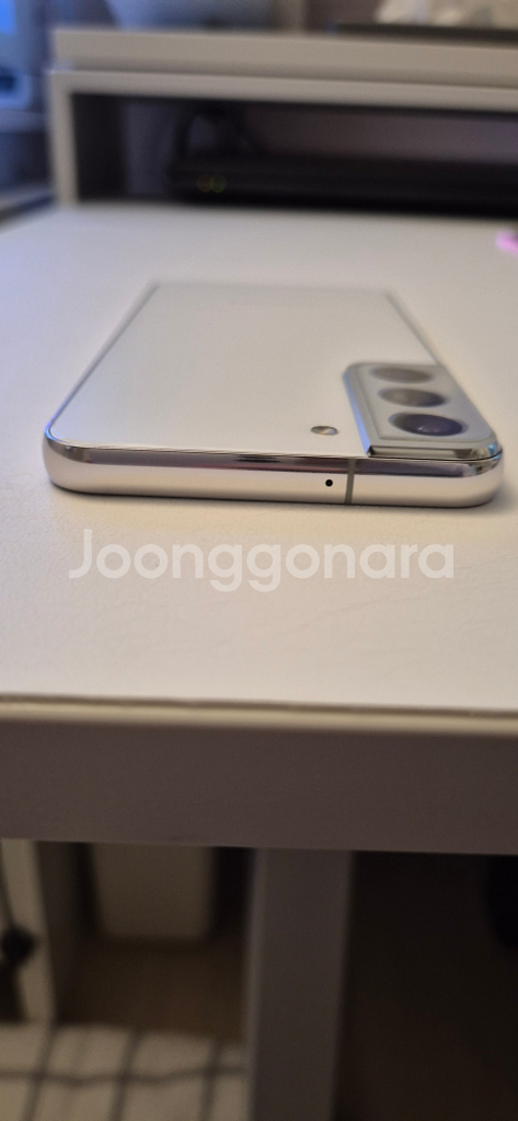 갤럭시 s22 256g(화이트) 팝니다.--2