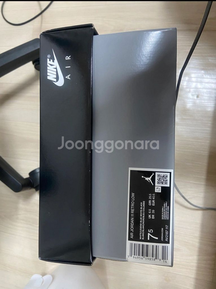 조던11 레전드블루 255 새재품--1