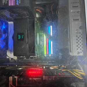 i7 7700 gtx1070 8gb 본체 판매합니다