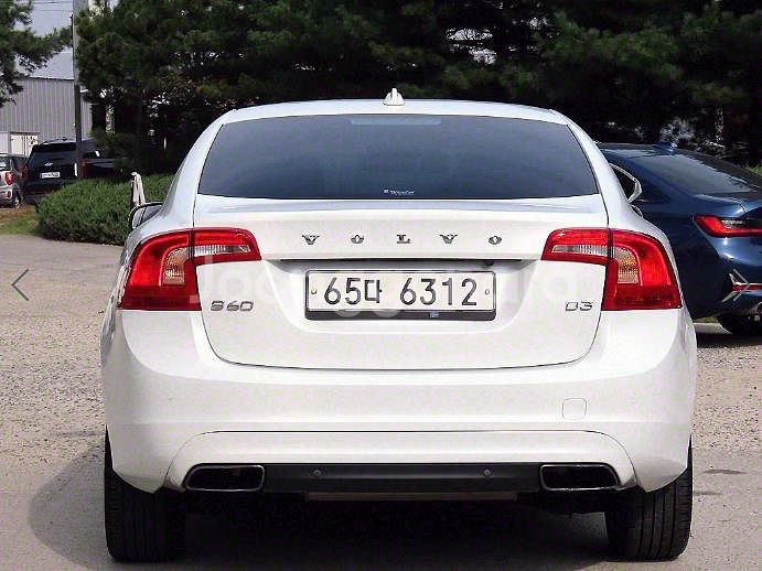 @17년식 S60(2세대) D3 모멘텀 전국최저가격--3