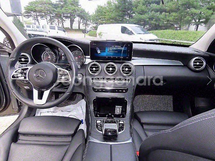 @19년식 C클래스(4세대) C220 d 4매틱 익스--6