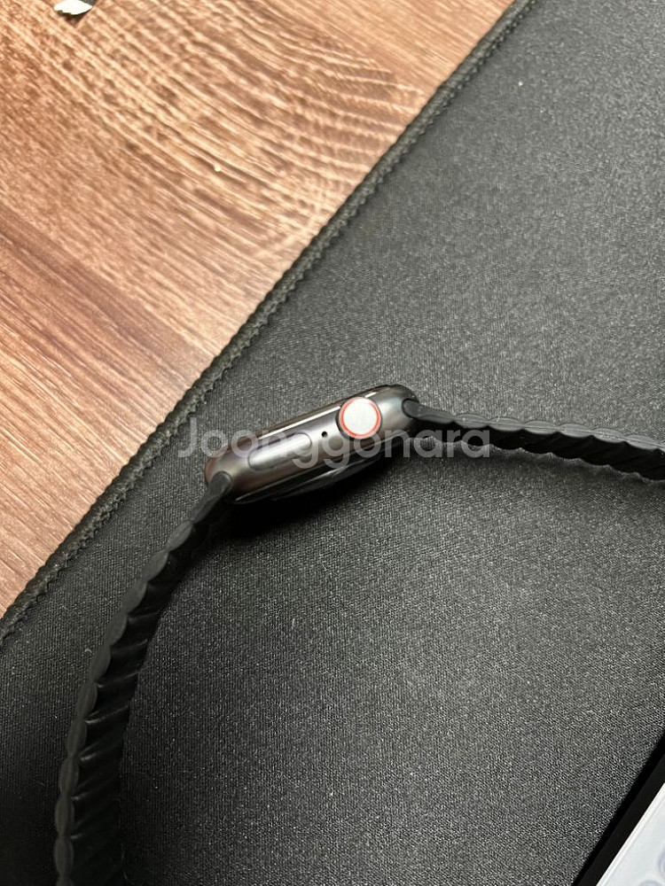 애플워치SE 40mm 셀룰러+GPS 팝니다--3