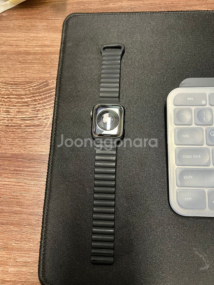 애플워치SE 40mm 셀룰러+GPS 팝니다--5