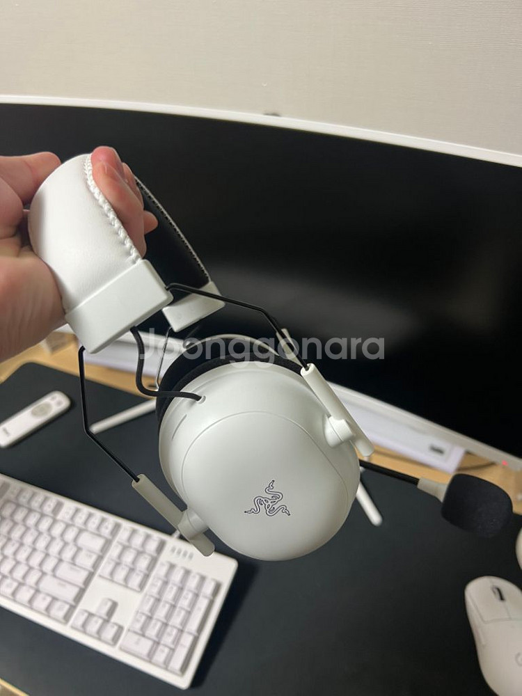 레이저 블랙샤크 V2 pro 2023 팝니다--0