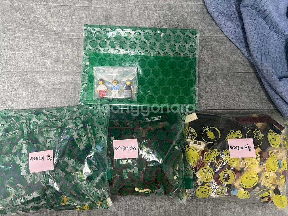 레고 모듈러 카페코너 10182 중고 판매합니다--2