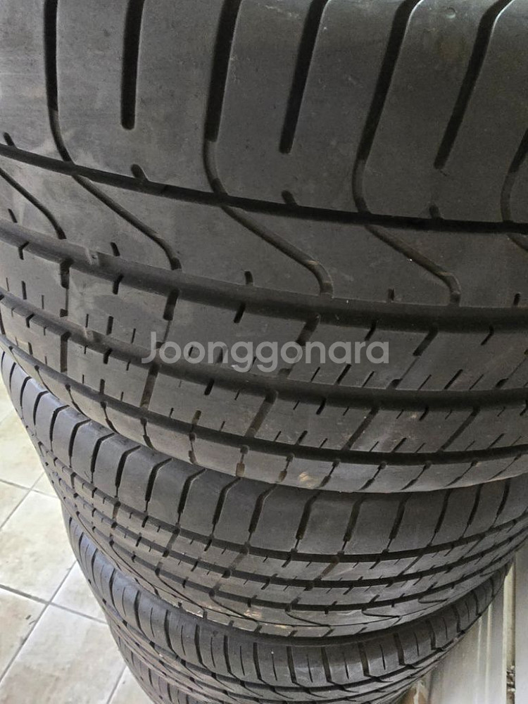 275/35/20중고타이어 4짝--1