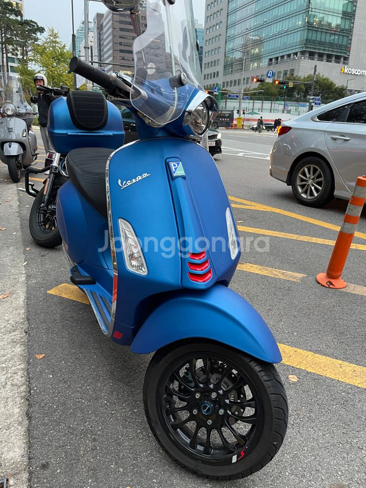 21년식 베스파 스프린트125 풀튜닝 무광블루 7천키로--1