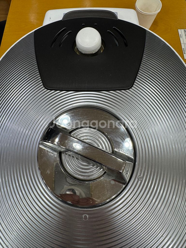 쿠첸10인용 IH압력밥솥 사용감있음--1