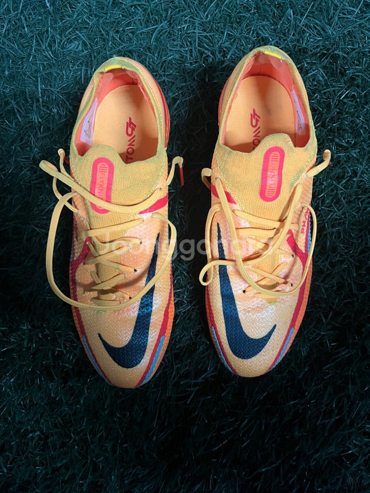 나이키 팬텀gt2 ag 260 축구화--0